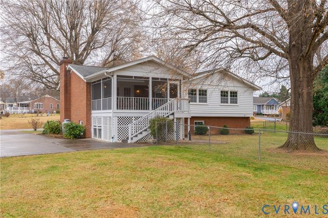 1203 Fifth Ave, Farmville, VA 23901