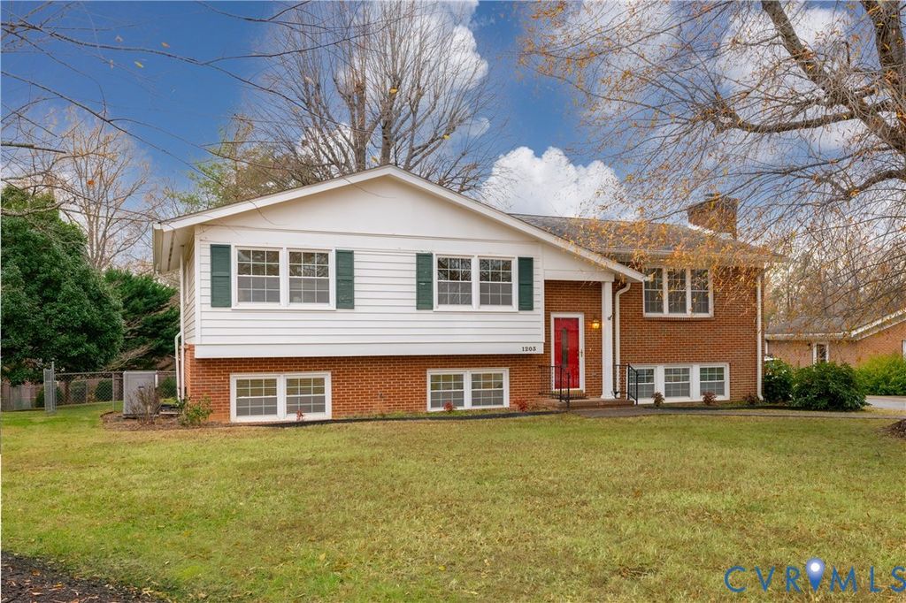 1203 Fifth Ave, Farmville, VA 23901
