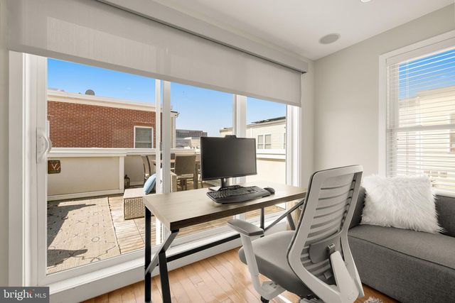 920 4TH ST SE, Washington, DC 20003