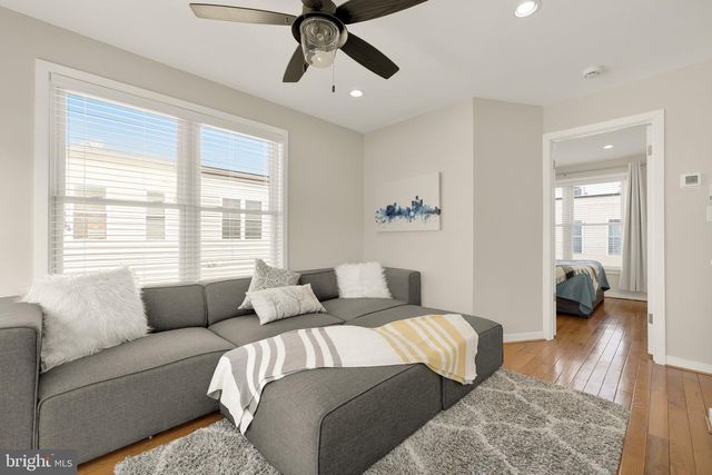 920 4TH ST SE, Washington, DC 20003