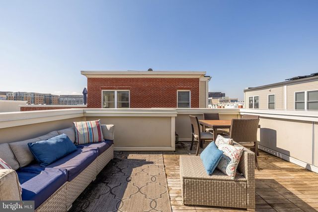 920 4TH ST SE, Washington, DC 20003