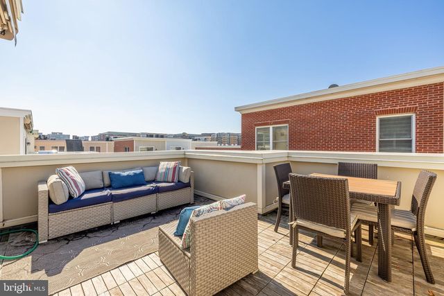 920 4TH ST SE, Washington, DC 20003