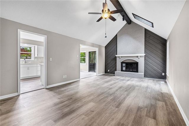 1605 High Drive, Liberty, MO 64068
