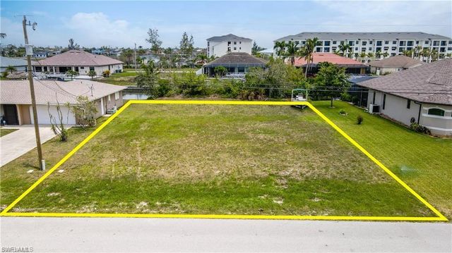 3429 SW 17th PL, Cape Coral, FL 33914