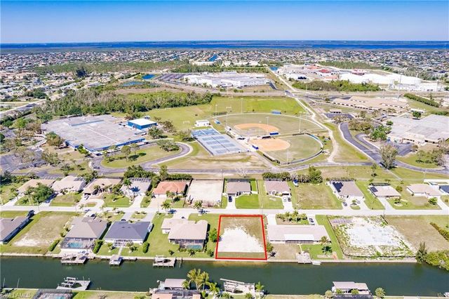 3429 SW 17th PL, Cape Coral, FL 33914