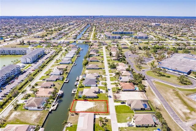 3429 SW 17th PL, Cape Coral, FL 33914