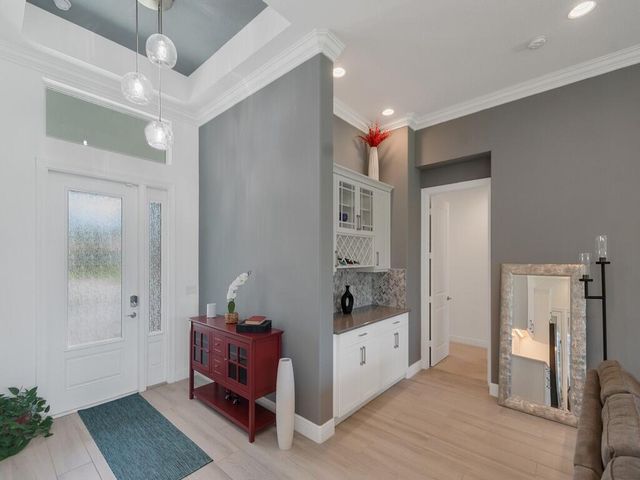 8220 Halbert Lane, Vero Beach, FL 32968