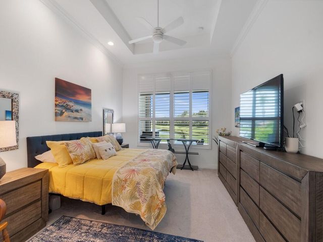 8220 Halbert Lane, Vero Beach, FL 32968