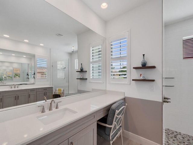 8220 Halbert Lane, Vero Beach, FL 32968