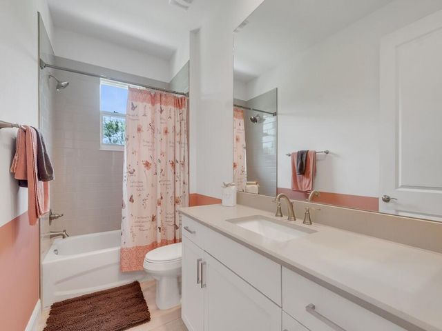 8220 Halbert Lane, Vero Beach, FL 32968