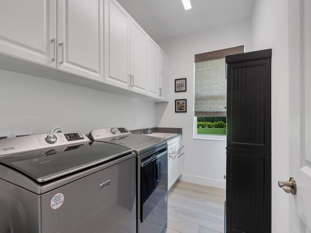 8220 Halbert Lane, Vero Beach, FL 32968