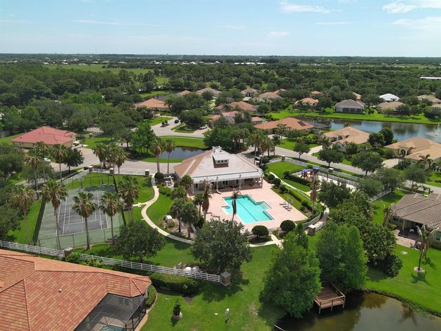 8220 Halbert Lane, Vero Beach, FL 32968