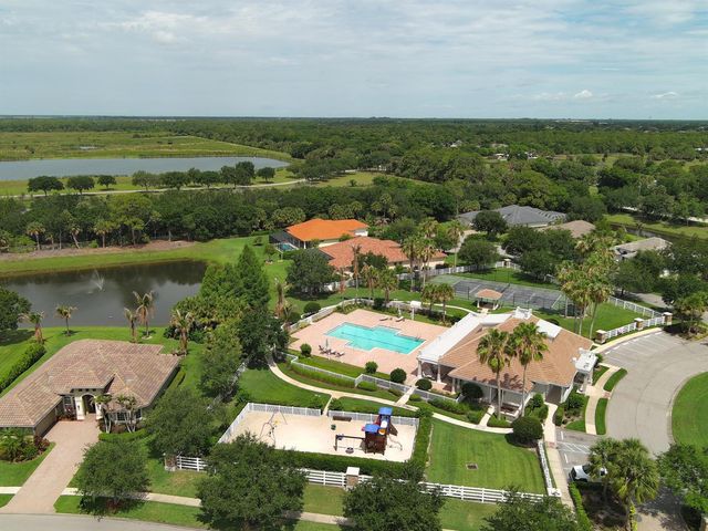 8220 Halbert Lane, Vero Beach, FL 32968