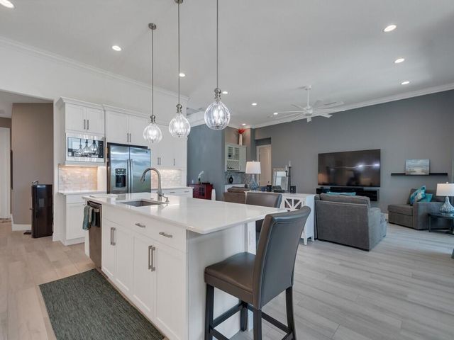 8220 Halbert Lane, Vero Beach, FL 32968