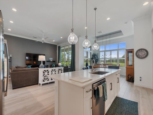 8220 Halbert Lane, Vero Beach, FL 32968