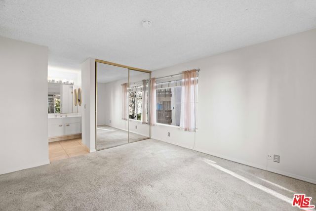 2207 Summertime Lane, Culver City, CA 90230