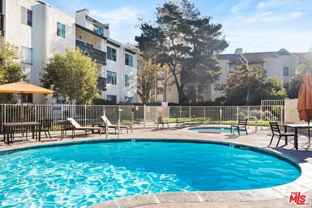 2207 Summertime Lane, Culver City, CA 90230