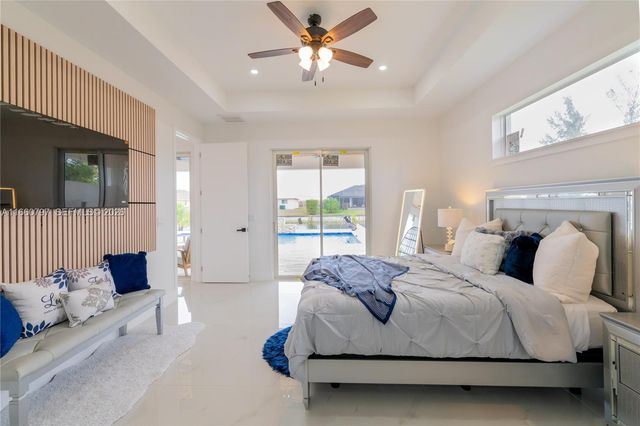 1528 SW 15th Avenue, Cape Coral, FL 33991