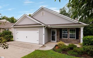 629 Fountainbrook Lane, Fountain Inn, SC 29644