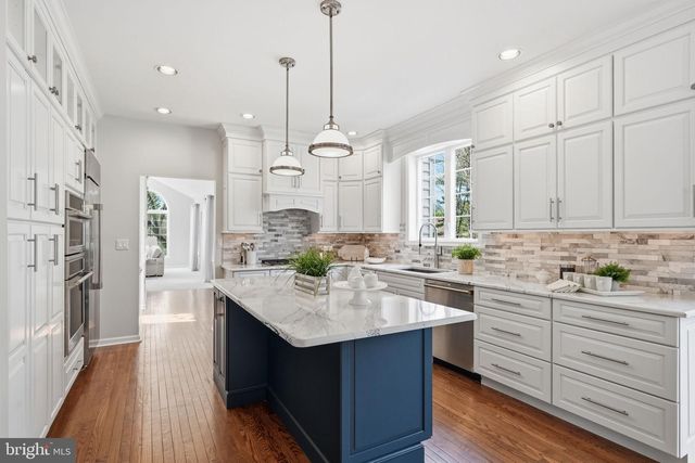 520 SUNSET HOLLOW RD, West Chester, PA 19380