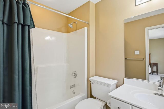 520 SUNSET HOLLOW RD, West Chester, PA 19380