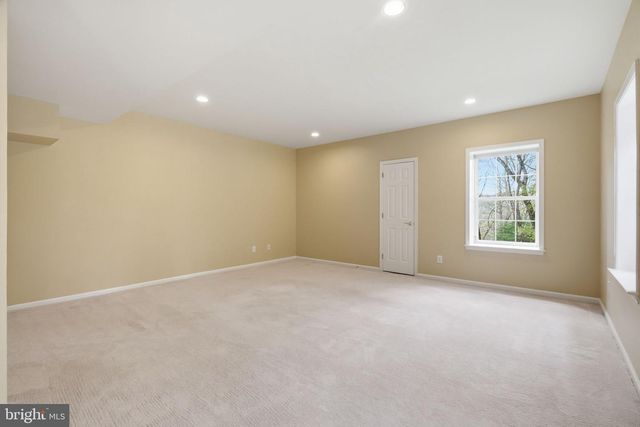 520 SUNSET HOLLOW RD, West Chester, PA 19380