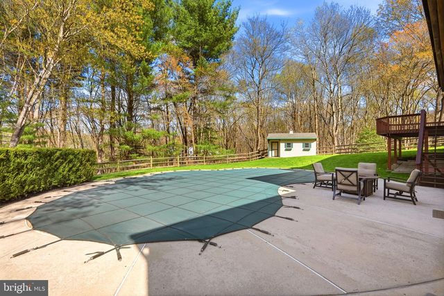 520 SUNSET HOLLOW RD, West Chester, PA 19380