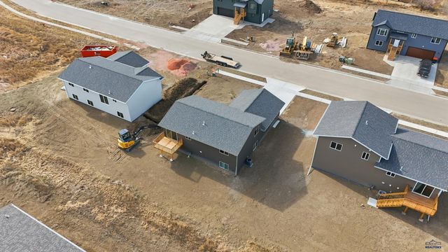 4026 MAGNUM RD, Rapid City, SD 57703