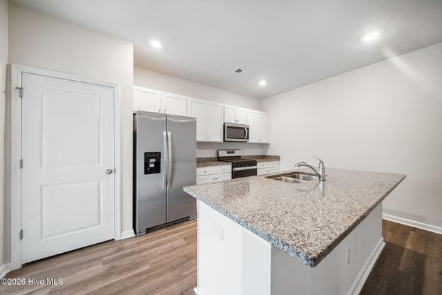 1305 Clendon Circle, Leland, NC 28451
