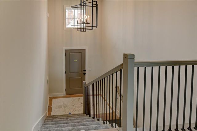 6400 NW 98th Street, Kansas City, MO 64153
