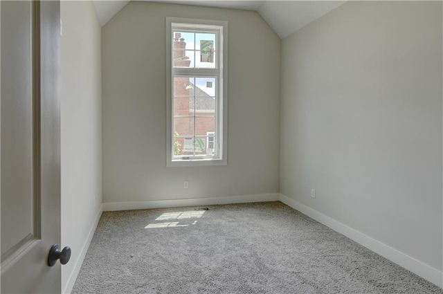 6400 NW 98th Street, Kansas City, MO 64153