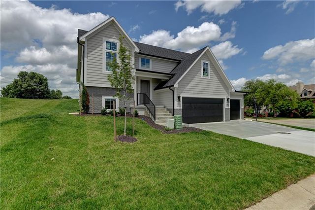6400 NW 98th Street, Kansas City, MO 64153