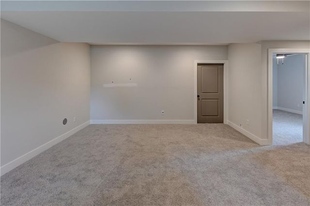 6400 NW 98th Street, Kansas City, MO 64153