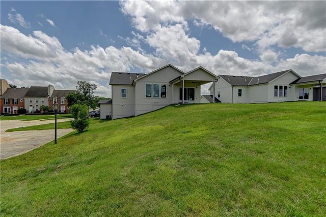 6400 NW 98th Street, Kansas City, MO 64153
