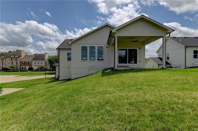 6400 NW 98th Street, Kansas City, MO 64153