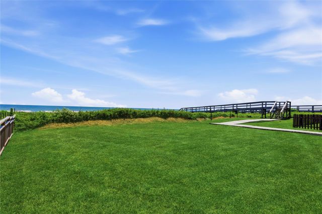 103 Southwind Drive, Surfside Beach, TX 77541
