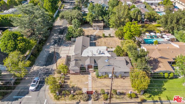 23357 Hatteras Street, Woodland Hills (los Angeles), CA 91367