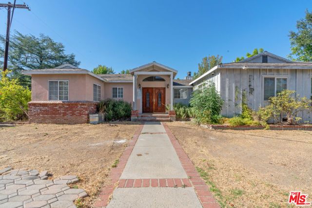 23357 Hatteras Street, Woodland Hills (los Angeles), CA 91367