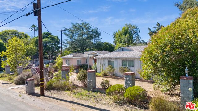 23357 Hatteras Street, Woodland Hills (los Angeles), CA 91367