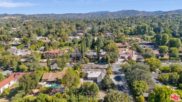 23357 Hatteras Street, Woodland Hills (los Angeles), CA 91367