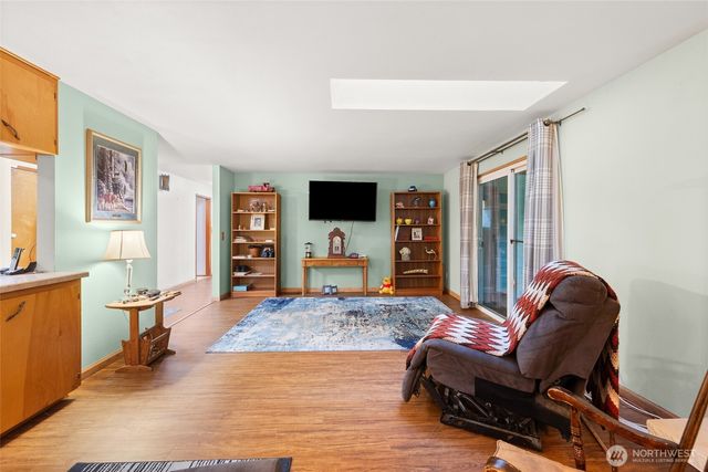 4617 200th Street SE, Bothell, WA 98012