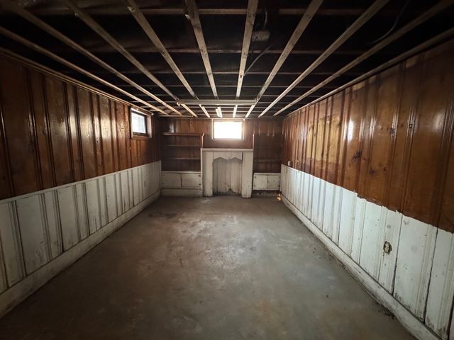 9926 S Luella Avenue, Chicago, IL 60617