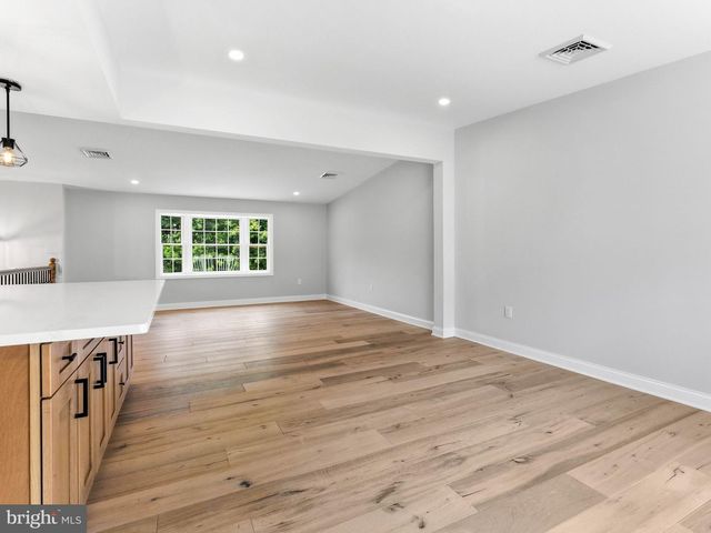 14 TIFFANY PL, Sicklerville, NJ 08081