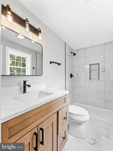 14 TIFFANY PL, Sicklerville, NJ 08081