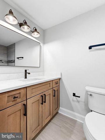 14 TIFFANY PL, Sicklerville, NJ 08081