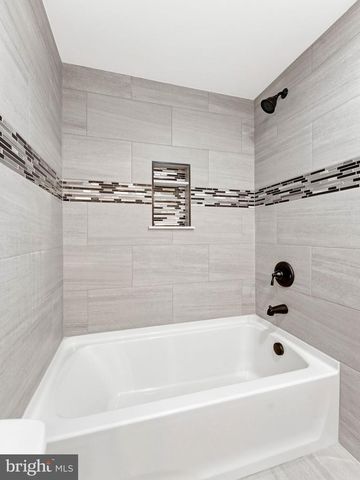14 TIFFANY PL, Sicklerville, NJ 08081