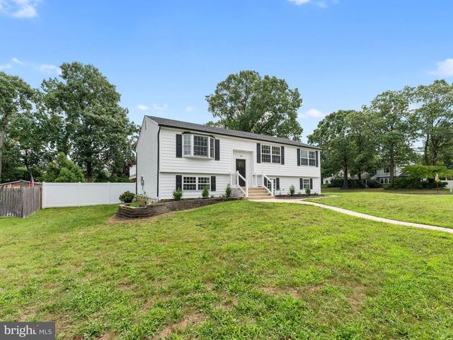 14 TIFFANY PL, Sicklerville, NJ 08081