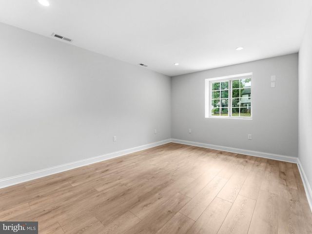 14 TIFFANY PL, Sicklerville, NJ 08081