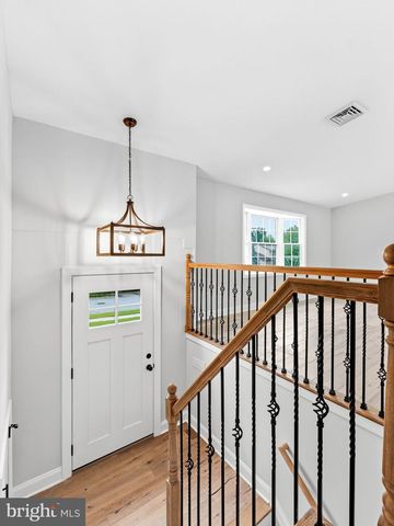 14 TIFFANY PL, Sicklerville, NJ 08081