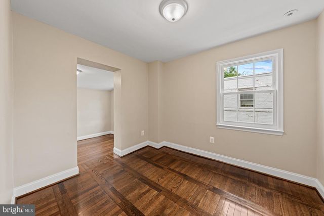 825 S IVY ST, Arlington, VA 22204